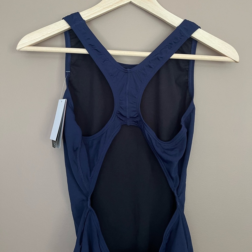 {TYR} Durafast MaxFit Performance One Piece Swimsuit in Navy - Womens 38 (XL) - Picture 6 of 12